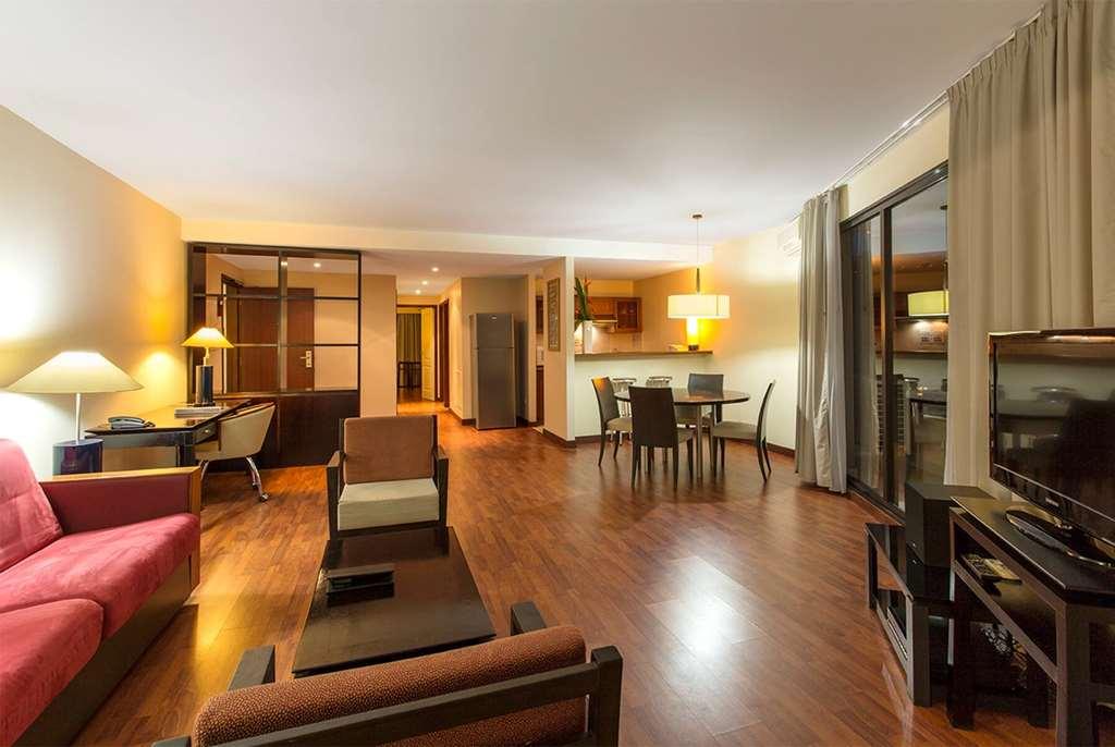 Ramada Hotel & Suites By Wyndham Noumea Zimmer foto
