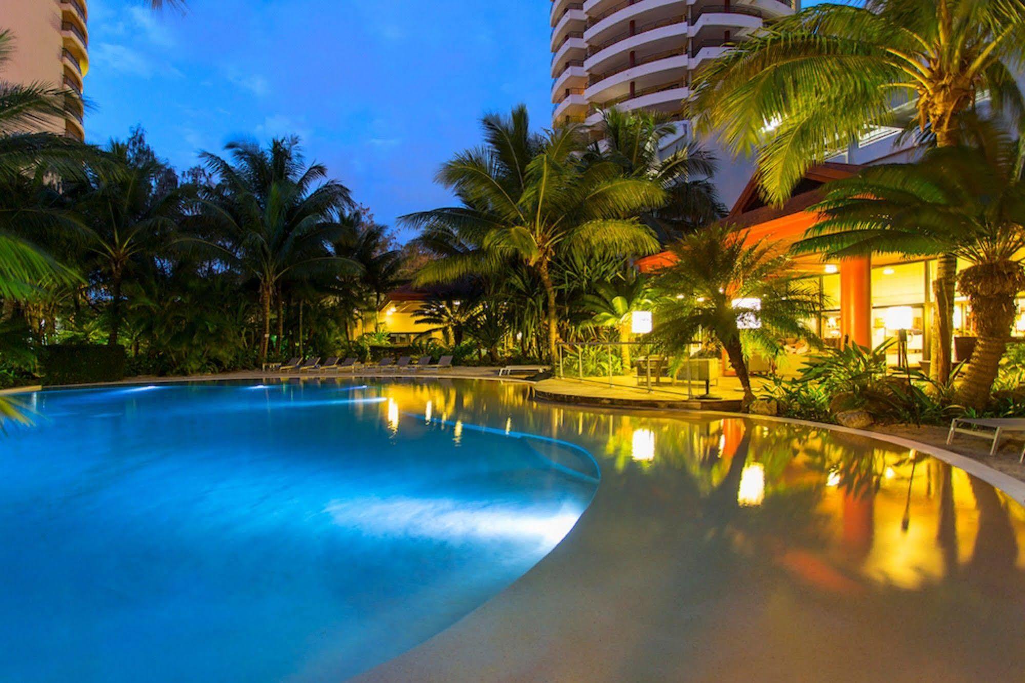 Ramada Hotel & Suites By Wyndham Noumea Exterior foto